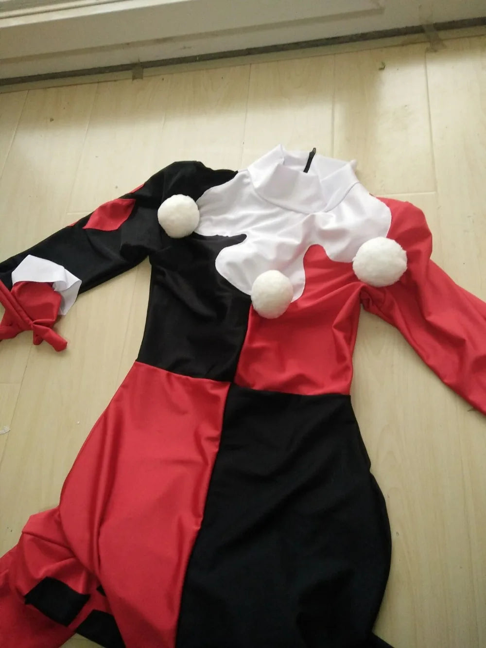 Classic Harley Quinn Costume for Adults – Halloween, Cosplay, Fancy Dress for Women