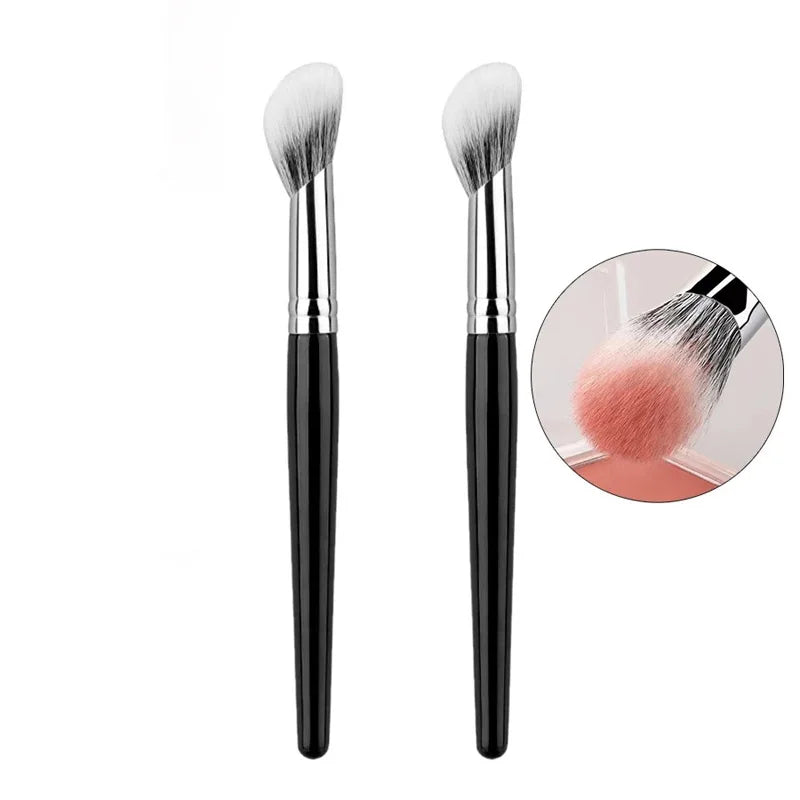 Karsyngirl Luxury Peach Heart Blush Brush – Compact and Precise Makeup Tool for Flawless Cheek Definition and Glow