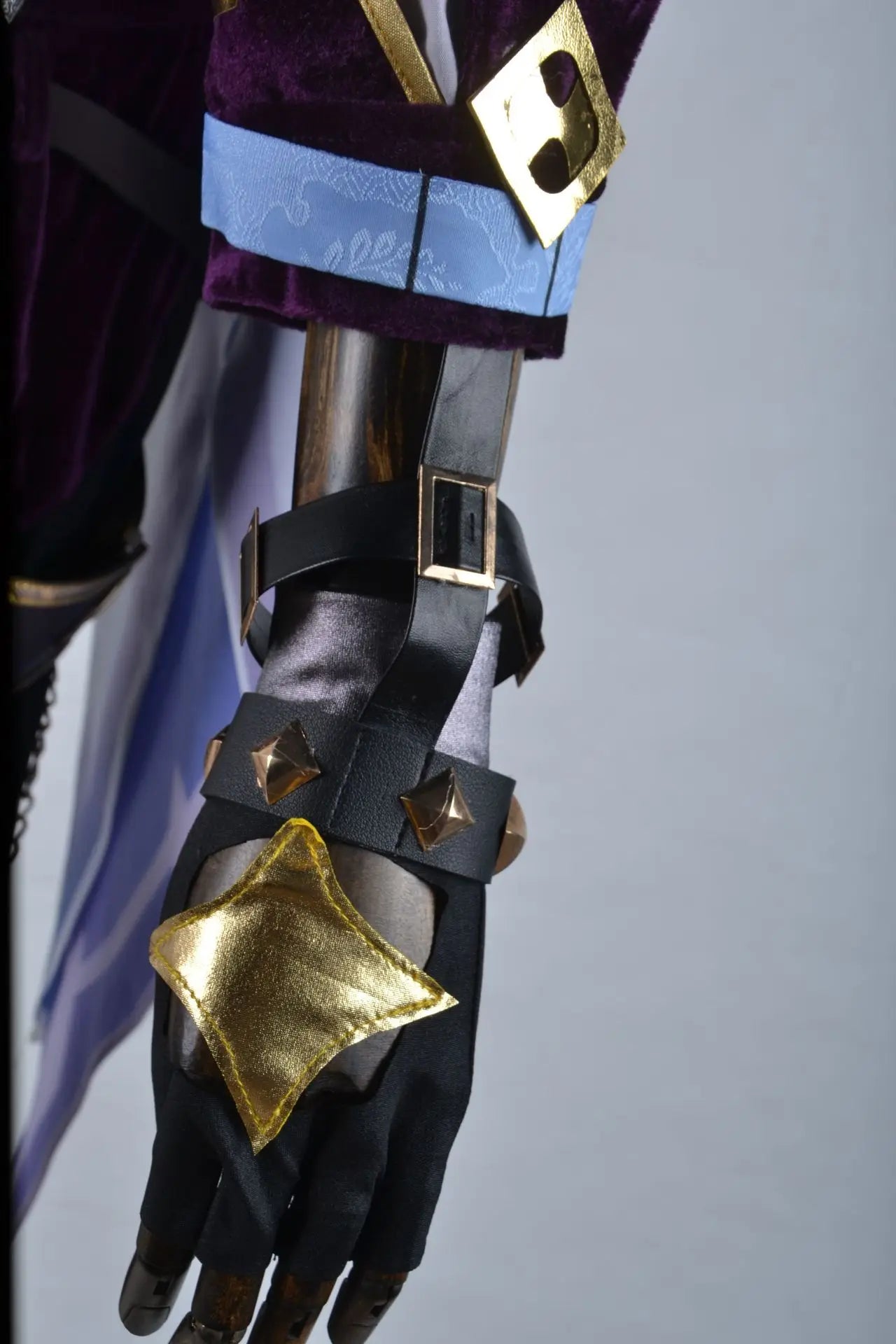 Kaeya Genshin Impact Cosplay Costume – Carnival, Party, Convention, Halloween & Christmas Outfit
