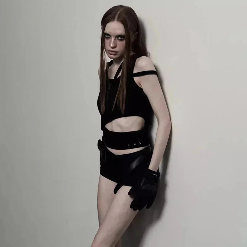 Edgy Punk Hooded Crop Top for Women – Street Fashion Sleeveless Tee, New 2025 Style